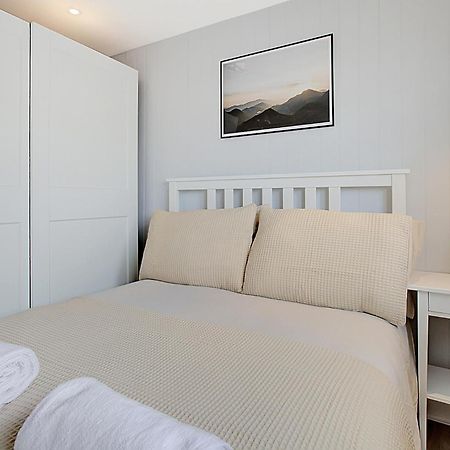 Quality Apartments Close To Tube Хендон Экстерьер фото