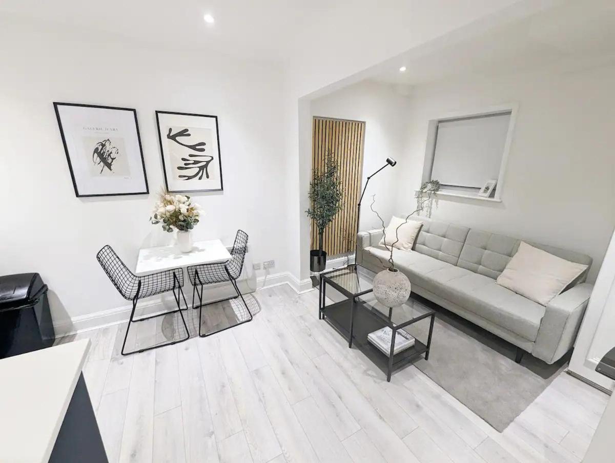 Quality Apartments Close To Tube Хендон Экстерьер фото