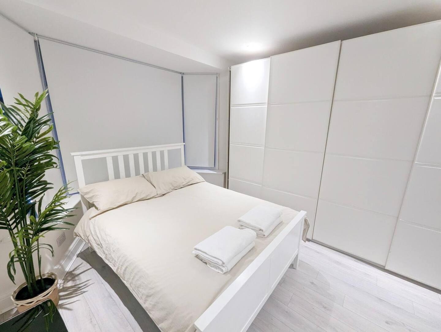 Quality Apartments Close To Tube Хендон Экстерьер фото