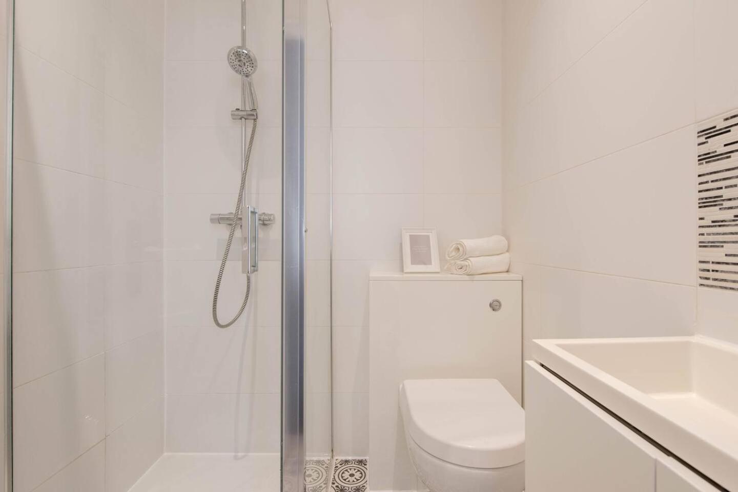 Quality Apartments Close To Tube Хендон Экстерьер фото