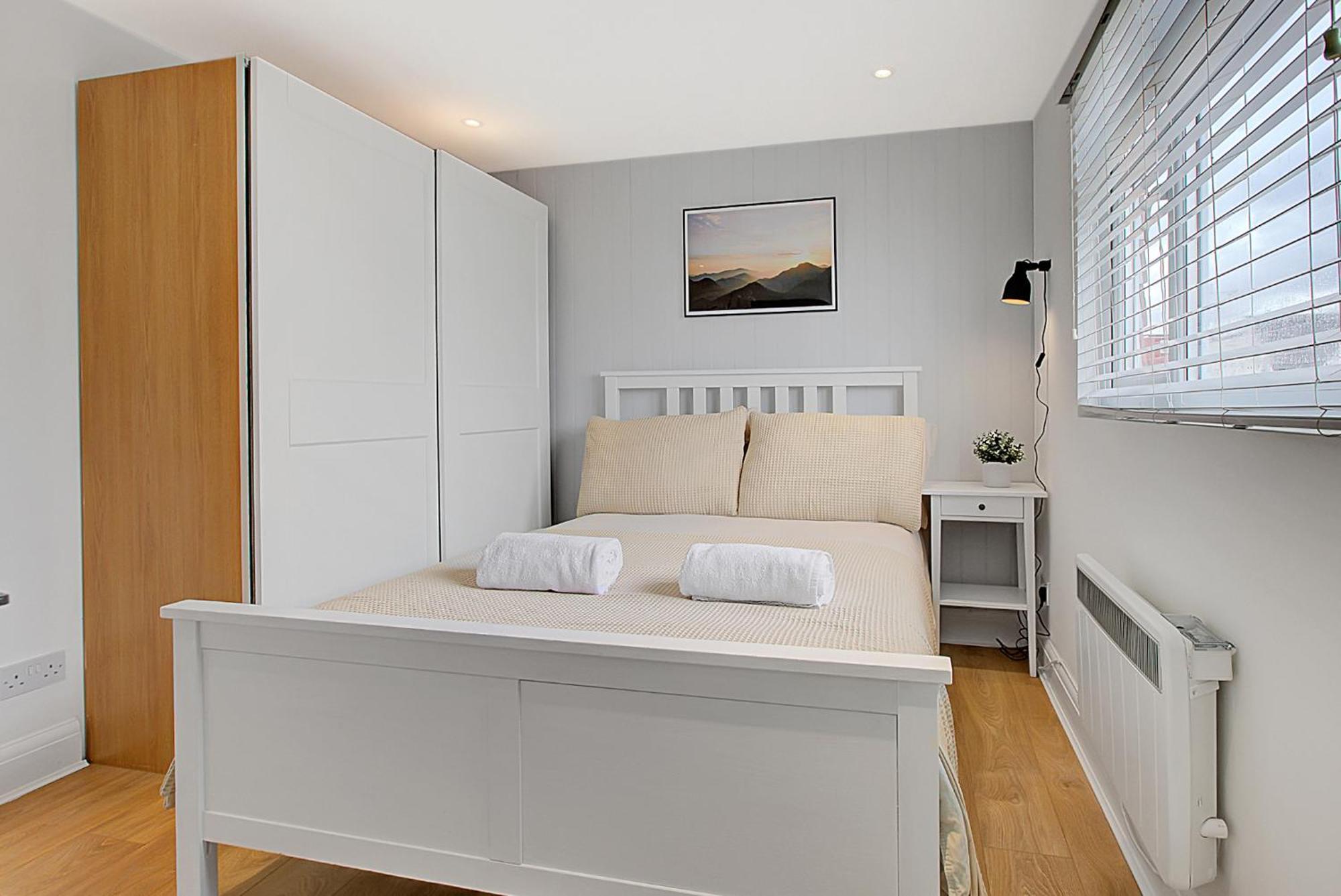 Quality Apartments Close To Tube Хендон Экстерьер фото