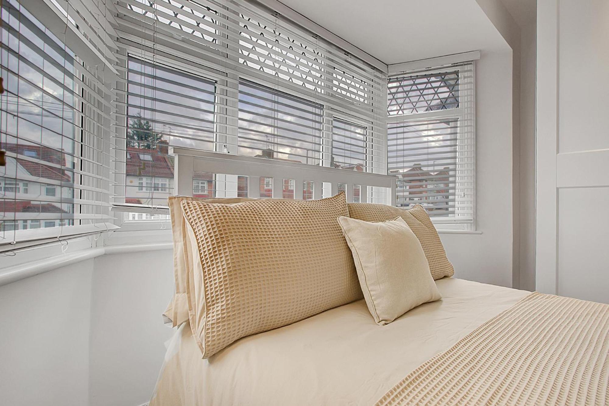 Quality Apartments Close To Tube Хендон Экстерьер фото